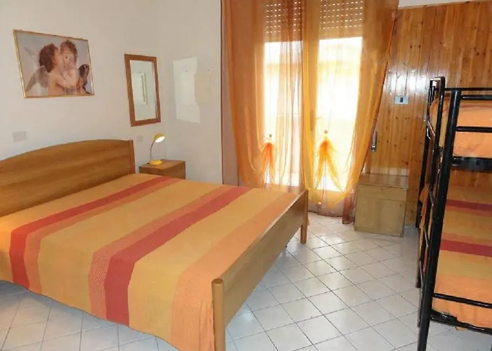 Flat With Terrace And Parking *